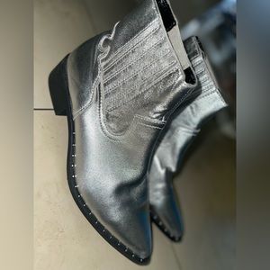 STEVE MADDEN size 8 cowgirl boots